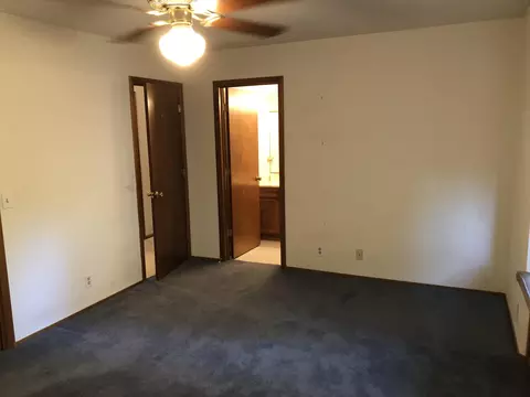 1844 Tiburon Dr, Redding, CA 96003 photo 14