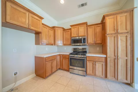 959 Coggins St, Redding, CA 96003 photo 11
