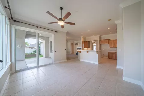 959 Coggins St, Redding, CA 96003 photo 14
