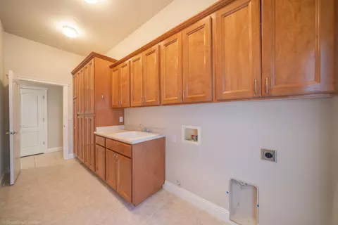 959 Coggins St, Redding, CA 96003 photo 12