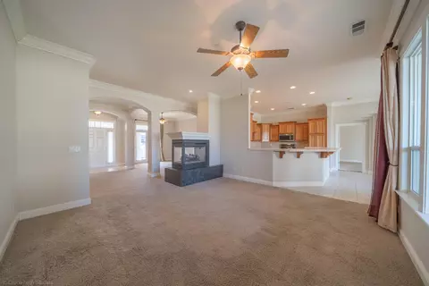 959 Coggins St, Redding, CA 96003 photo 7