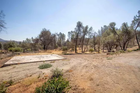 13679 Old Oregon Trl, Redding, CA 96003 photo 5