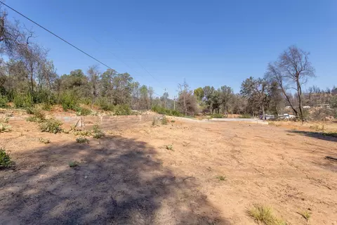 13679 Old Oregon Trl, Redding, CA 96003 photo 6