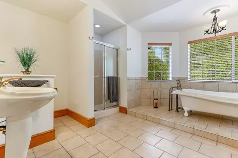 8323 Secluded Valley Dr, Redding, CA 96001 photo 30