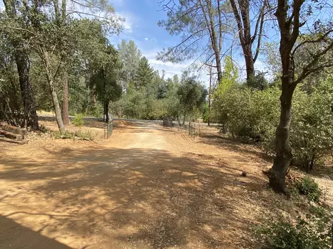 17653 Walker Mine Rd, Redding, CA 96003 photo 7
