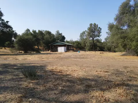 Old Oregon Trail, Redding, CA 96003 photo 3