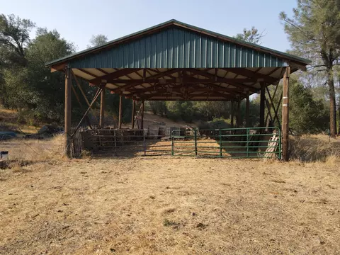Old Oregon Trail, Redding, CA 96003 photo 42