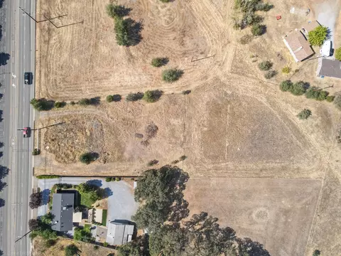 4323 Churn Crk Rd, Redding, CA 96002 photo 9