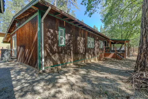 18065 Pine St, Lakehead, CA 96051 photo 29