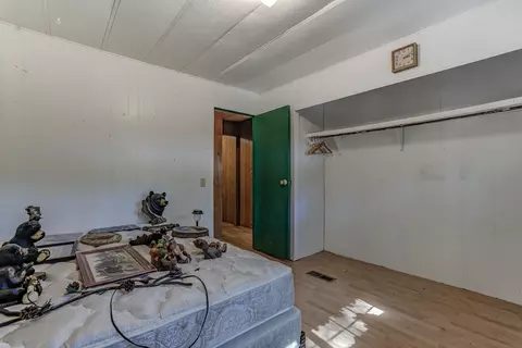 18065 Pine St, Lakehead, CA 96051 photo 23