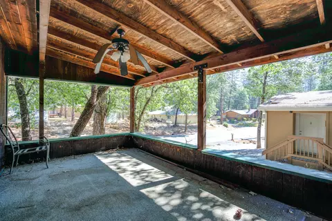 18065 Pine St, Lakehead, CA 96051 photo 25