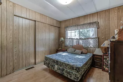18065 Pine St, Lakehead, CA 96051 photo 24