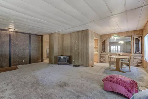 18065 Pine St, Lakehead, CA 96051 photo 9