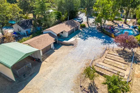 19687 Midland Dr, Redding, CA 96003 photo 39