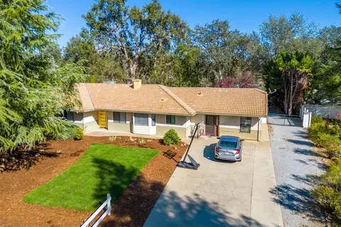 19687 Midland Dr, Redding, CA 96003 photo 1