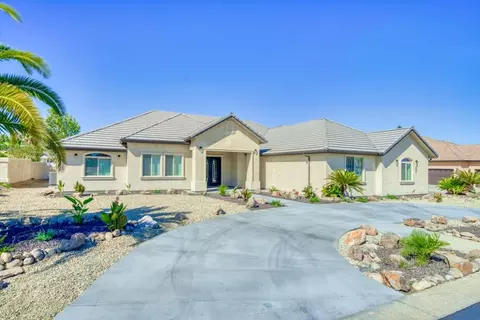 867 Santa Cruz Dr, Redding, CA 96003 photo 4