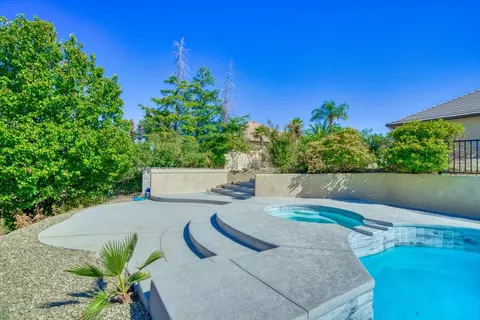 867 Santa Cruz Dr, Redding, CA 96003 photo 34