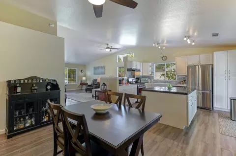 2133 Hemingway St, Redding, CA 96003 photo 19