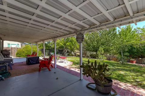 2133 Hemingway St, Redding, CA 96003 photo 5