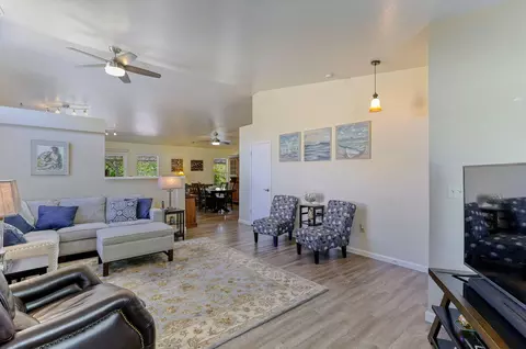 2133 Hemingway St, Redding, CA 96003 photo 12