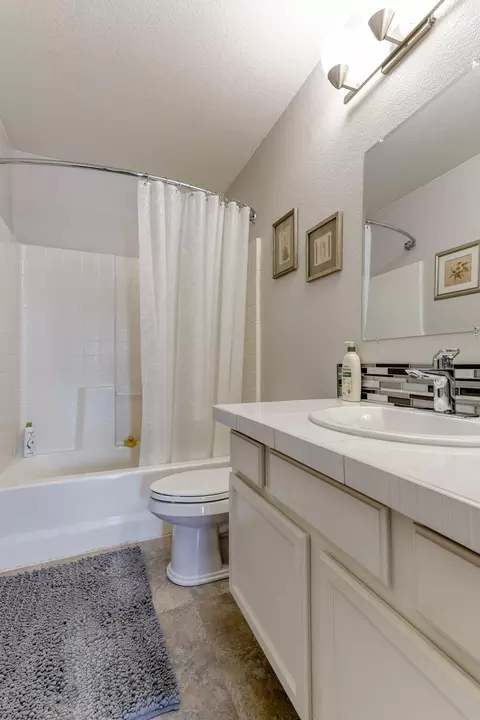 2133 Hemingway St, Redding, CA 96003 photo 9