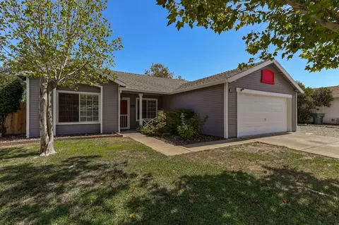 2133 Hemingway St, Redding, CA 96003 photo 2