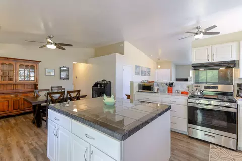 2133 Hemingway St, Redding, CA 96003 photo 17