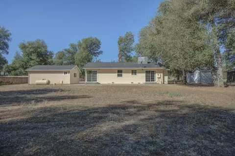 10691 Old Oregon Trl, Redding, CA 96003 photo 19