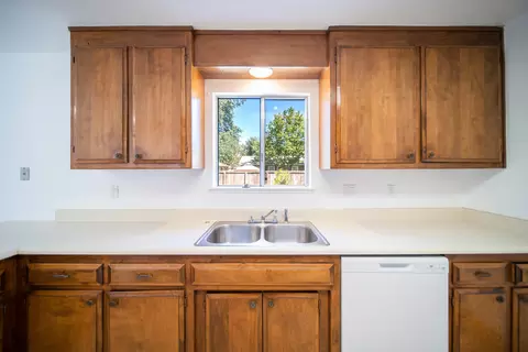 1162 Harpole Rd, Redding, CA 96002 photo 10