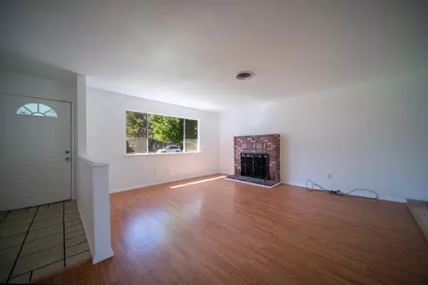 1162 Harpole Rd, Redding, CA 96002 photo 3