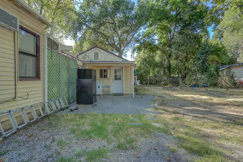 2604 Freebridge St, Redding, CA 96001 photo 5