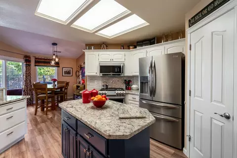 19219 Nike Ct, Redding, CA 96003 photo 13