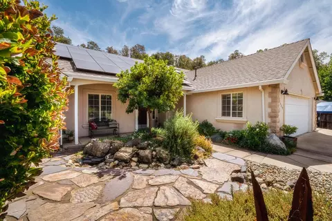19219 Nike Ct, Redding, CA 96003 photo 4