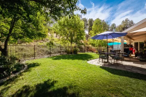 19219 Nike Ct, Redding, CA 96003 photo 31