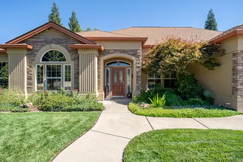 1547 Gold Hills Dr, Redding, CA 96003 photo 3