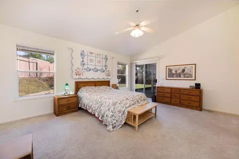2111 Sophy Pl, Redding, CA 96003 photo 9