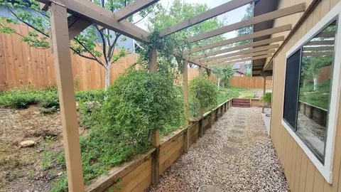 5756 Beaumont Dr, Redding, CA 96003 photo 11