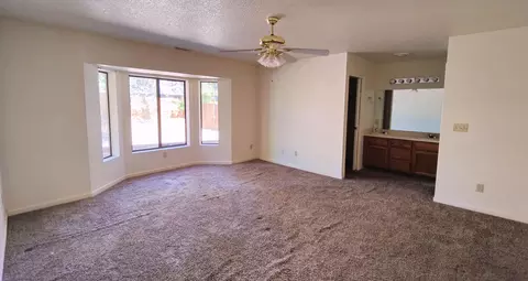5756 Beaumont Dr, Redding, CA 96003 photo 5