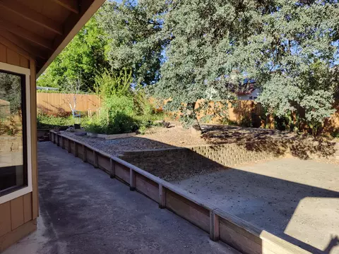 5756 Beaumont Dr, Redding, CA 96003 photo 17