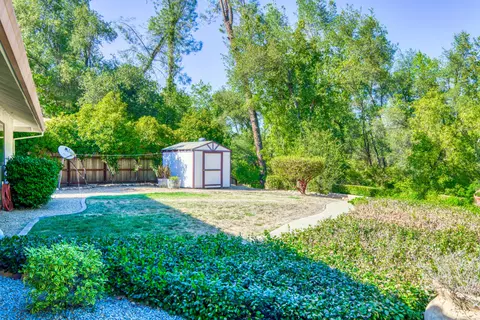 1533 Arroyo Manor Dr, Redding, CA 96003 photo 37