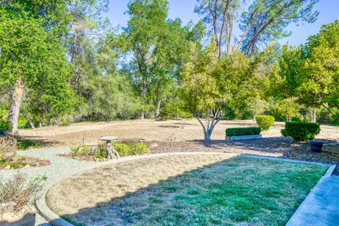 1533 Arroyo Manor Dr, Redding, CA 96003 photo 39