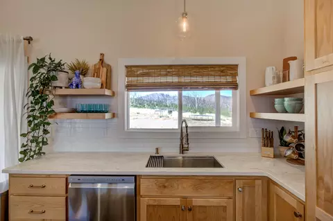 16282 Laurie Ann Ln, Redding, CA 96001 photo 15