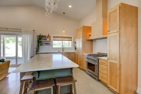 16282 Laurie Ann Ln, Redding, CA 96001 photo 12