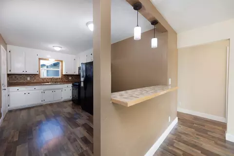 2116 Galaxy Way, Redding, CA 96002 photo 3