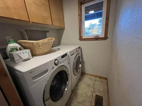 17626 Mountain School Rd, Round Mountain, CA 96084 photo 28