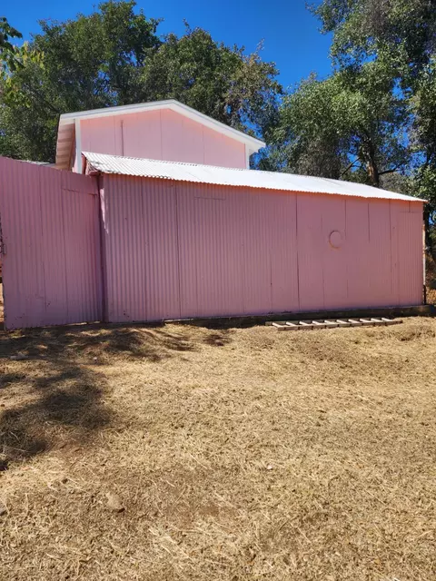 2405 West St, Redding, CA 96001 photo 14
