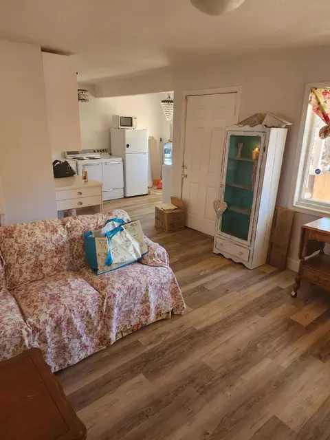 2405 West St, Redding, CA 96001 photo 9