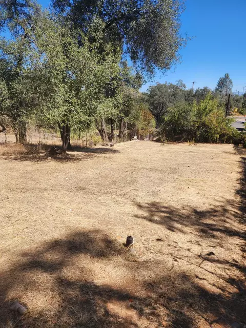 2405 West St, Redding, CA 96001 photo 16