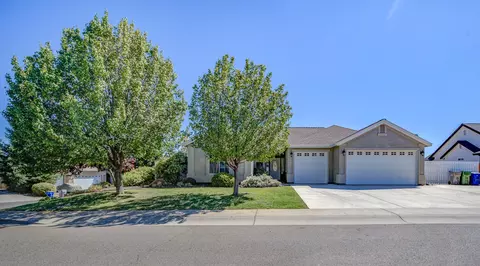 2091 Tarmac Rd, Redding, CA 96003 photo 1
