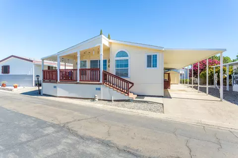 152 Casa Grande Dr, Red Bluff, CA 96080 photo 1